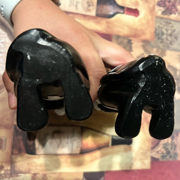 2 cute festive skeleton dogs decor comes in a pair - Picture 5 of 7